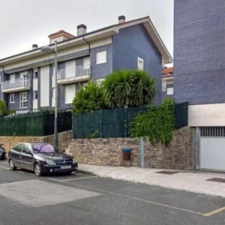 Bajo Y Jardin Vistas A La Montana