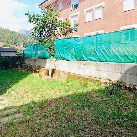 Apartment Bajo Y Jardin Vistas A La Montana *